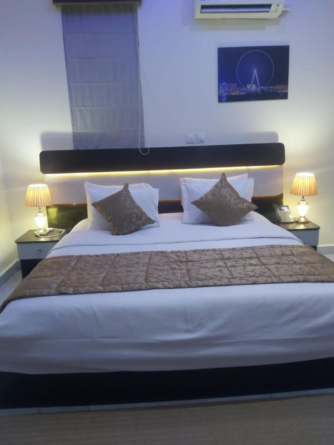 Apartment 79 Hotel & Suite Ikeja Exterior foto